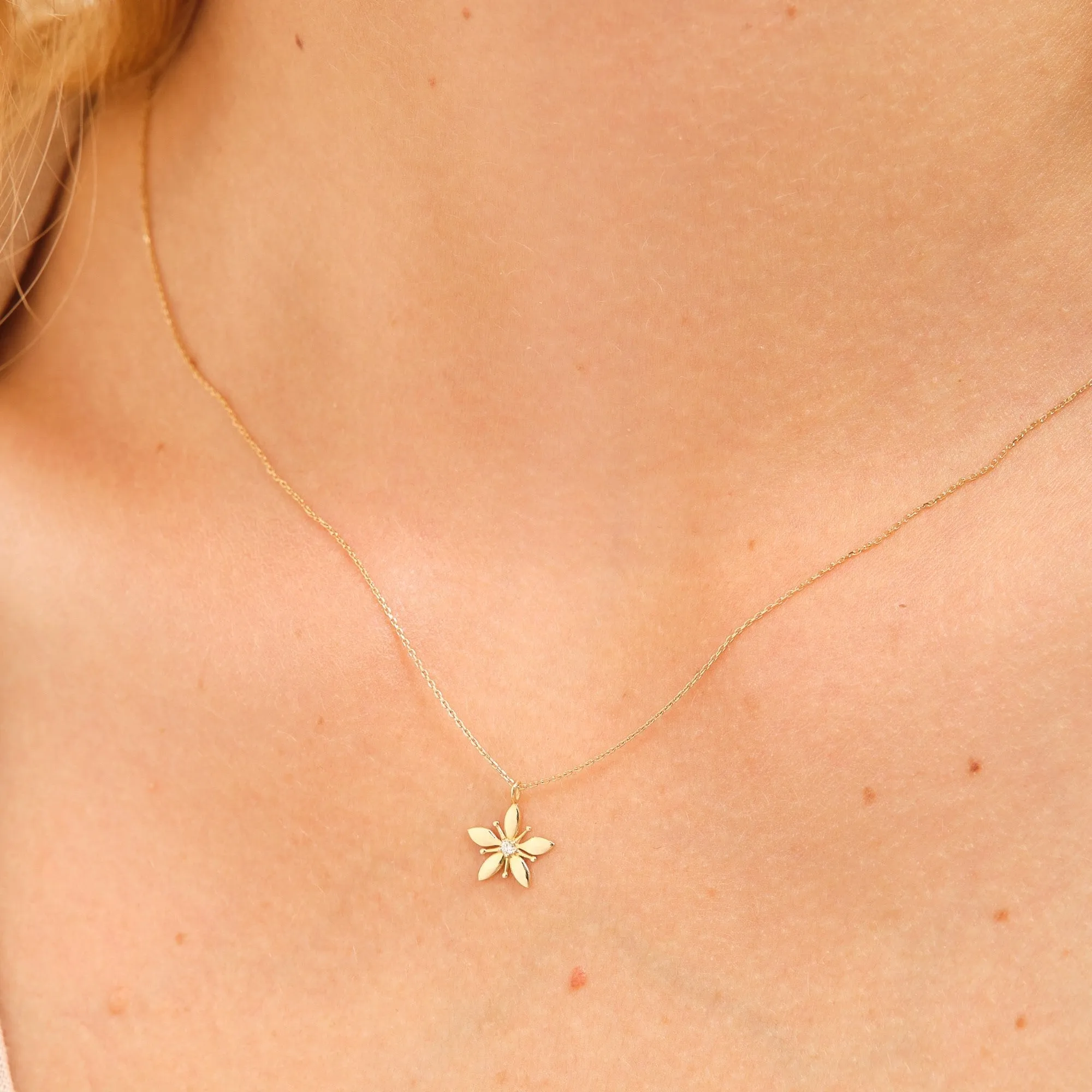 14K Solid Gold Le Fleur Diamond Necklace