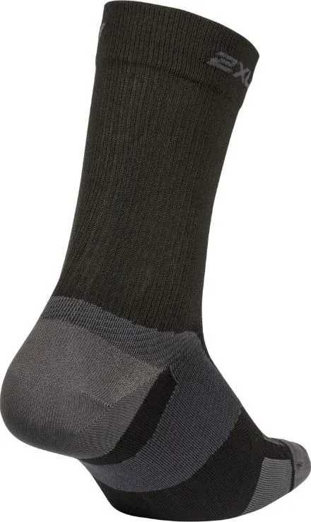 2XU Vectr Light Cushion Crew Sock Black/Titanium | Buy 2XU Vectr Light Cushion Crew Sock Black/Titanium here | Outnorth