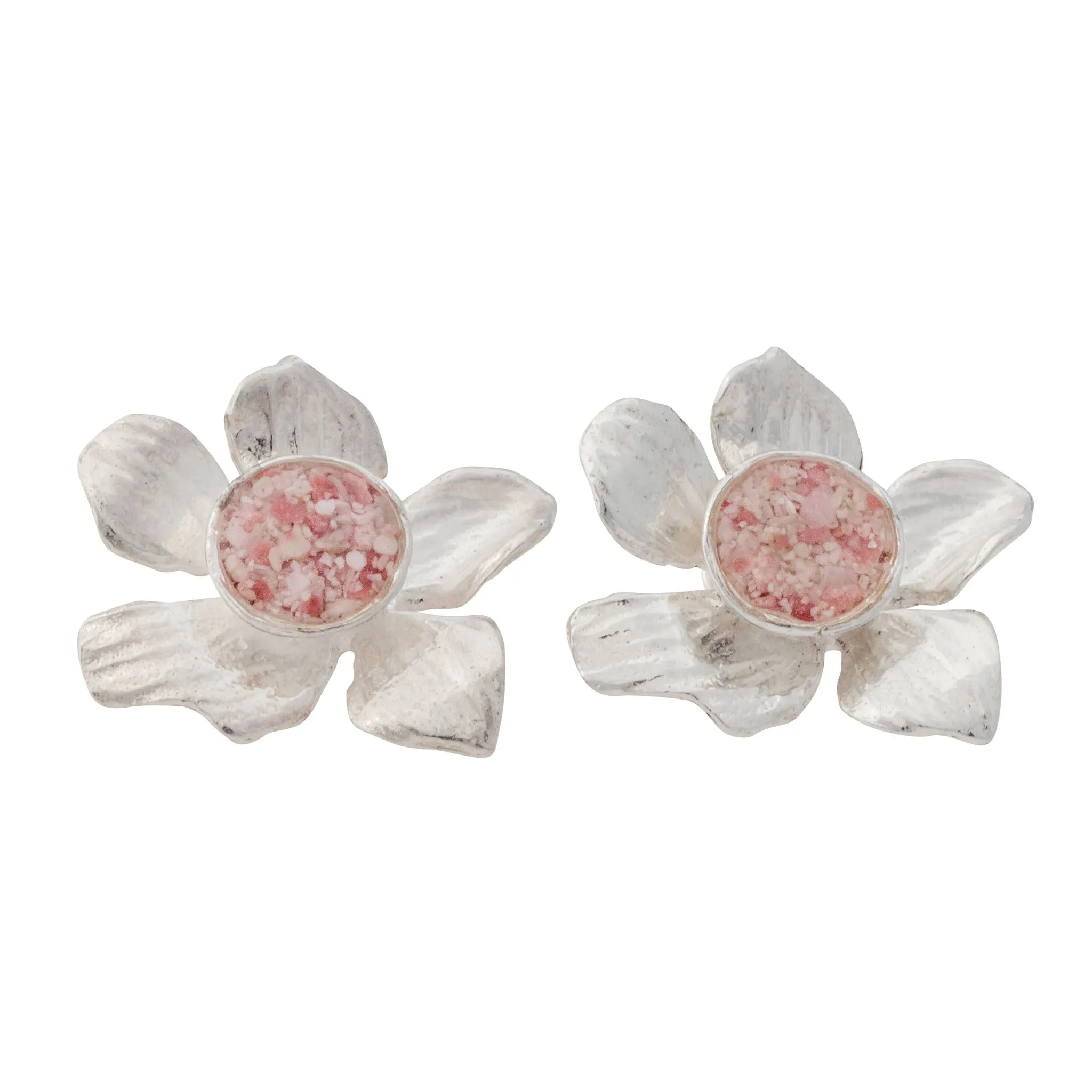 Fera ~ Medium Flower Stud Earrings