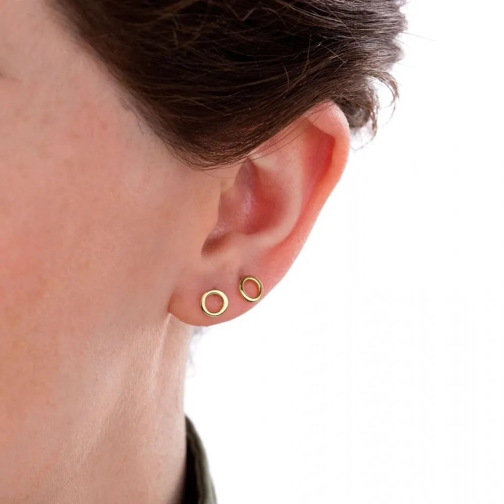 Small Open Circle Stud Earrings - Silver - SPESSS27