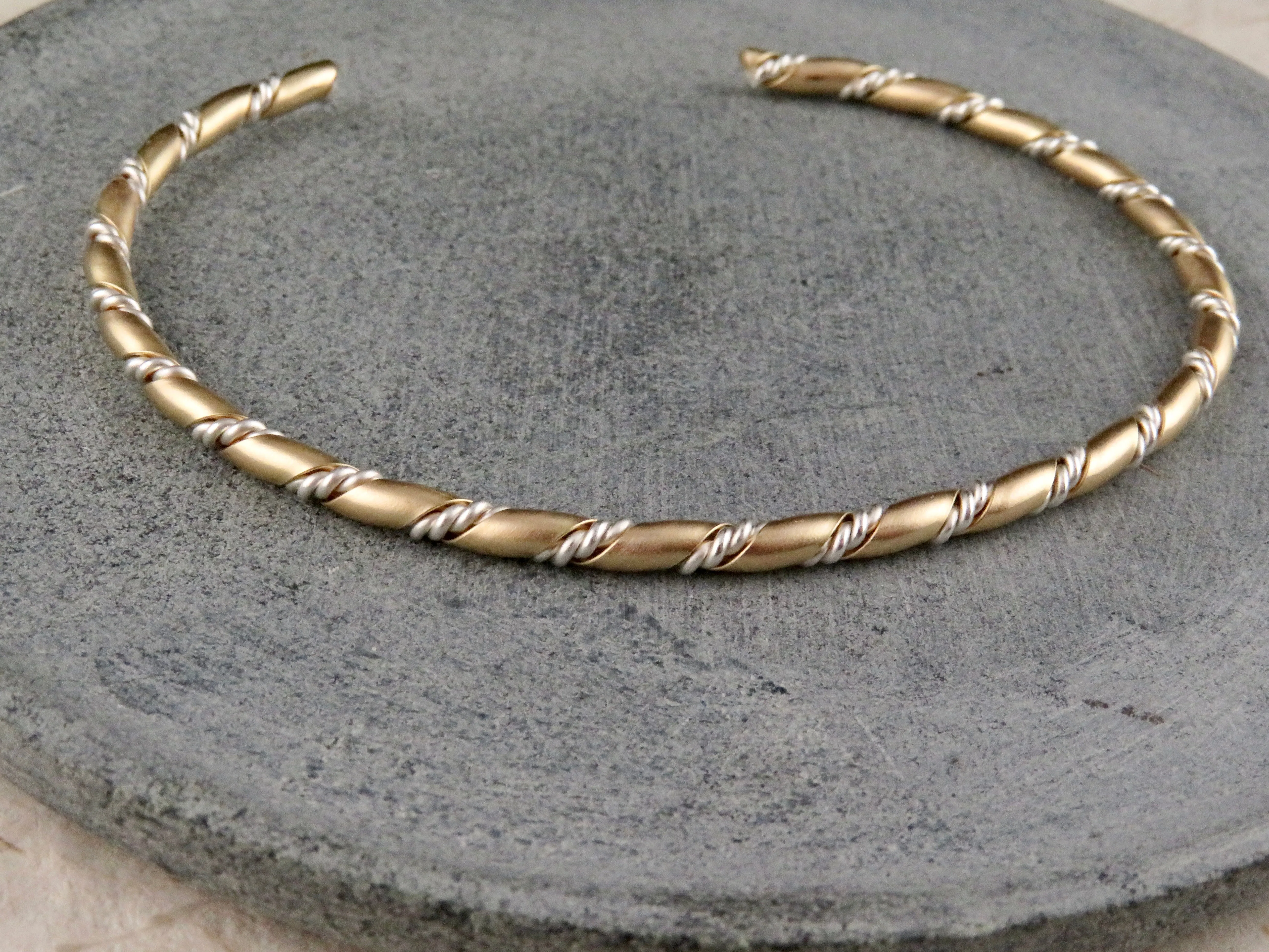 Textured Twist Bracelet - Gold