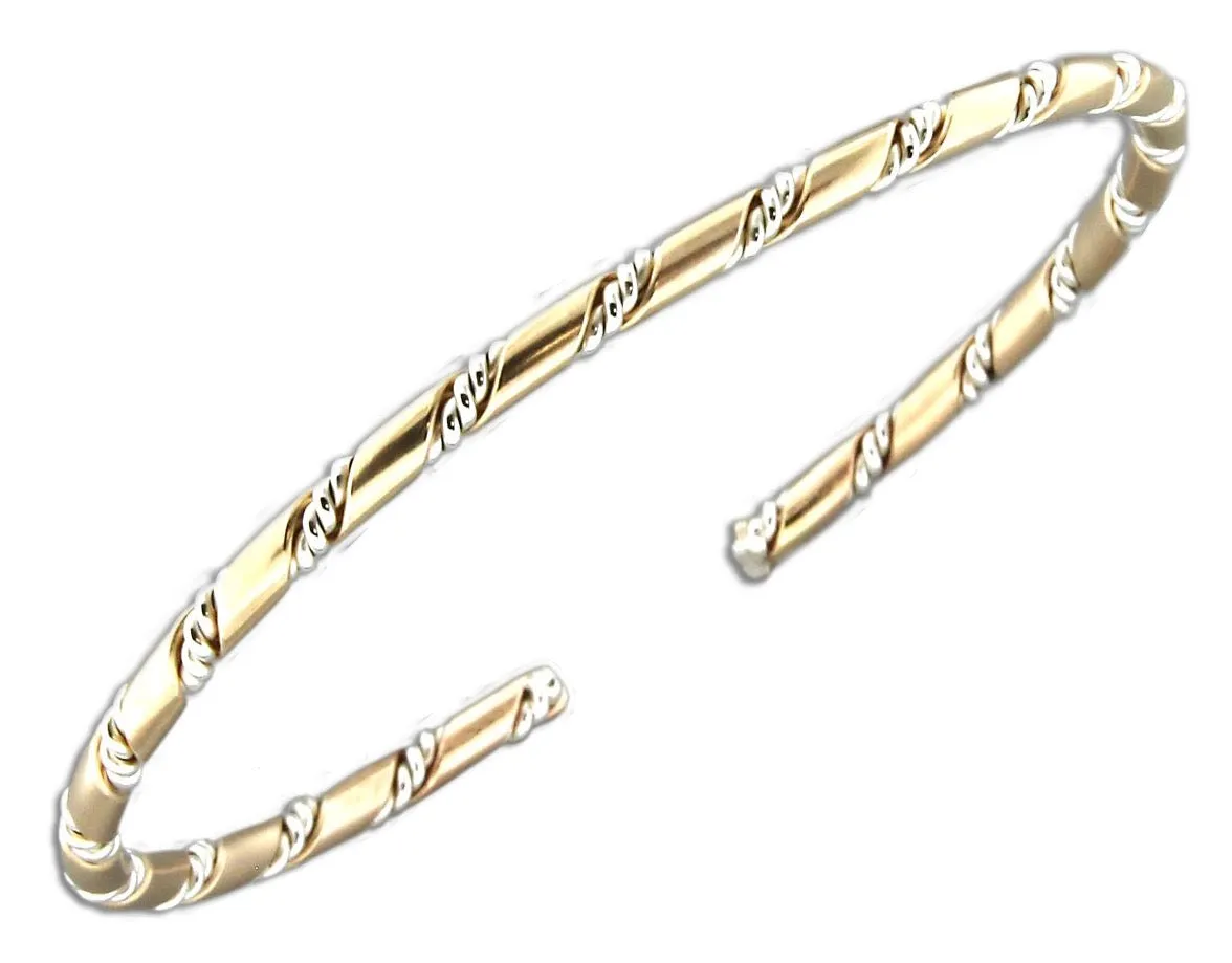 Textured Twist Bracelet - Gold